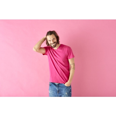 T-shirt v-neck