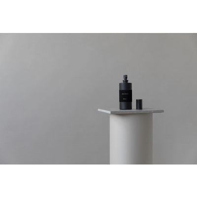 Spray do pomieszczeń velvet nuit noire