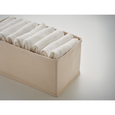 Średnie pudełko 220 gr/m²